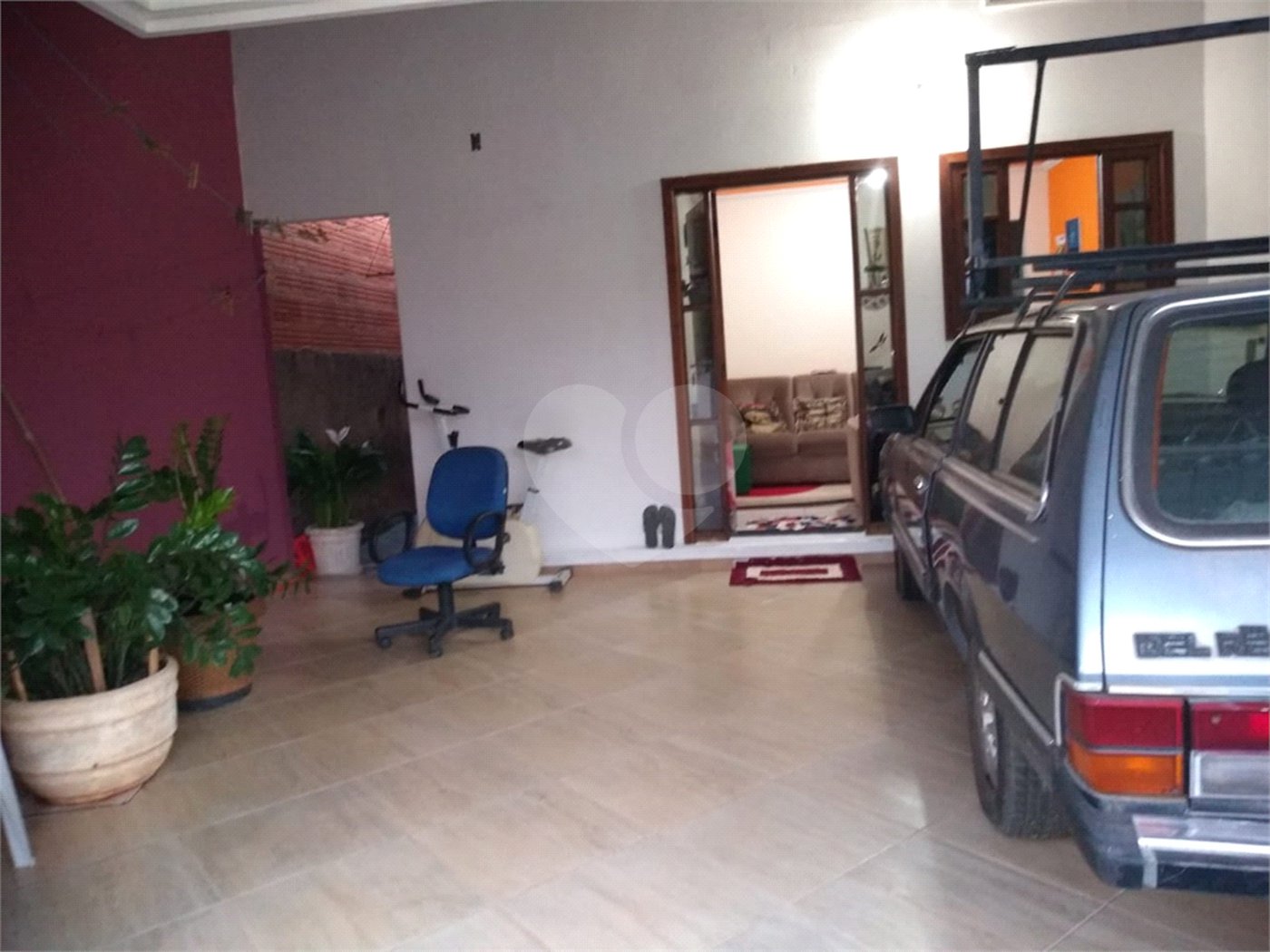 Casa térrea no Antenor Garcia.