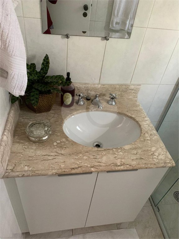 Apartamento à venda com 2 quartos, sendo 1 suíte,  em Vila Olímpia, São Paulo, SP