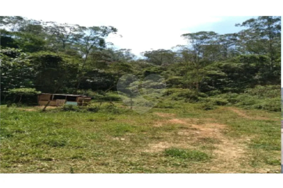 Terreno à venda no condomínio Maracanã, Santo André - SP