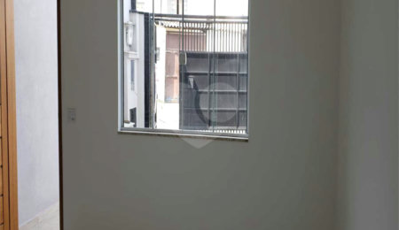 Sobrado à venda com 3 quartos, sendo 1 suíte,  em Vila Romero, São Paulo, SP