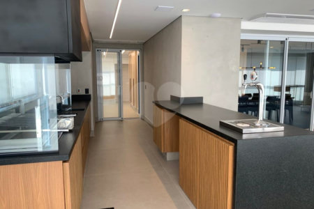 Apartamento à venda com 3 suítes em Indianópolis, São Paulo, SP