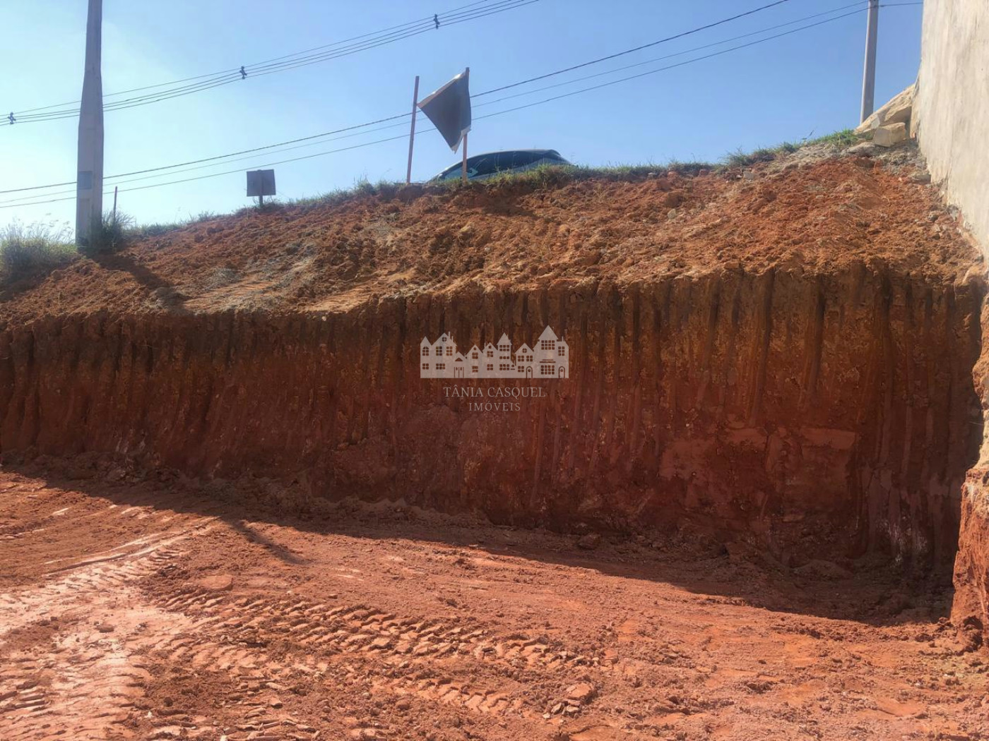 Terreno à venda no condomínio Alto da Floresta, Bom Jesus dos Perdões - SP
