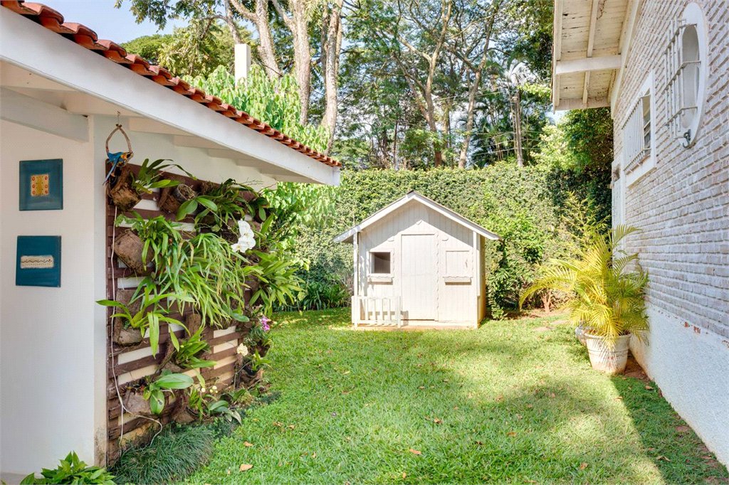 Casa Térrea à venda com 3 suítes em Interlagos, São Paulo, SP