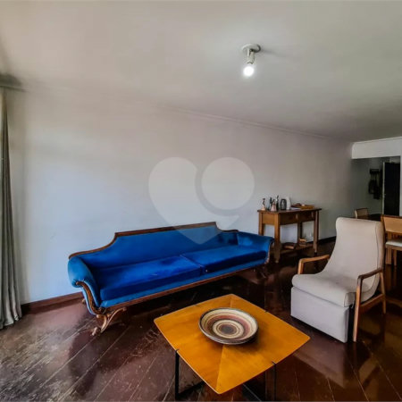 Apartamento de 117m2 com 3 dormitórios e 1 vaga na Vila Mariana