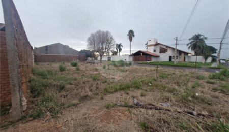 Terreno à venda no Centro, Três Lagoas, MS