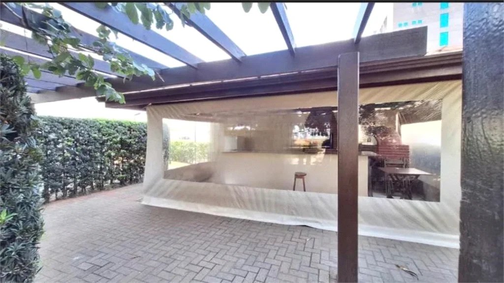 Apartamento à venda com 2 quartos, sendo 1 suíte, em Água Branca, São Paulo, SP