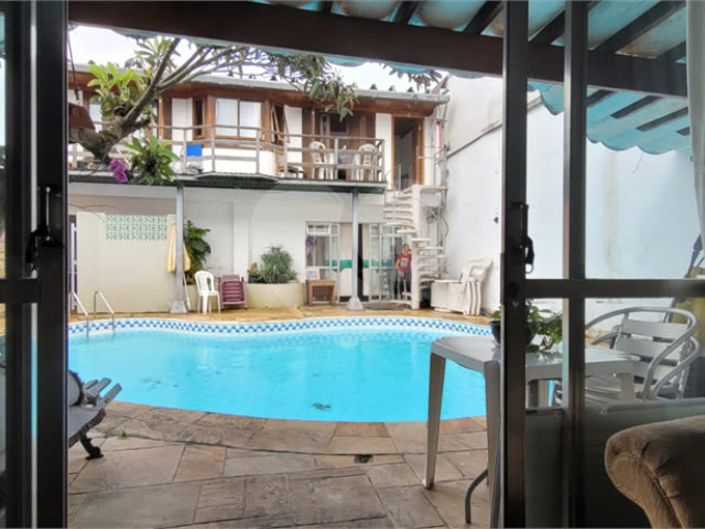Casa à venda ou para alugar com 3 quartos, sendo 2 suítes,  em Alto da Boa Vista, São Paulo, SP
