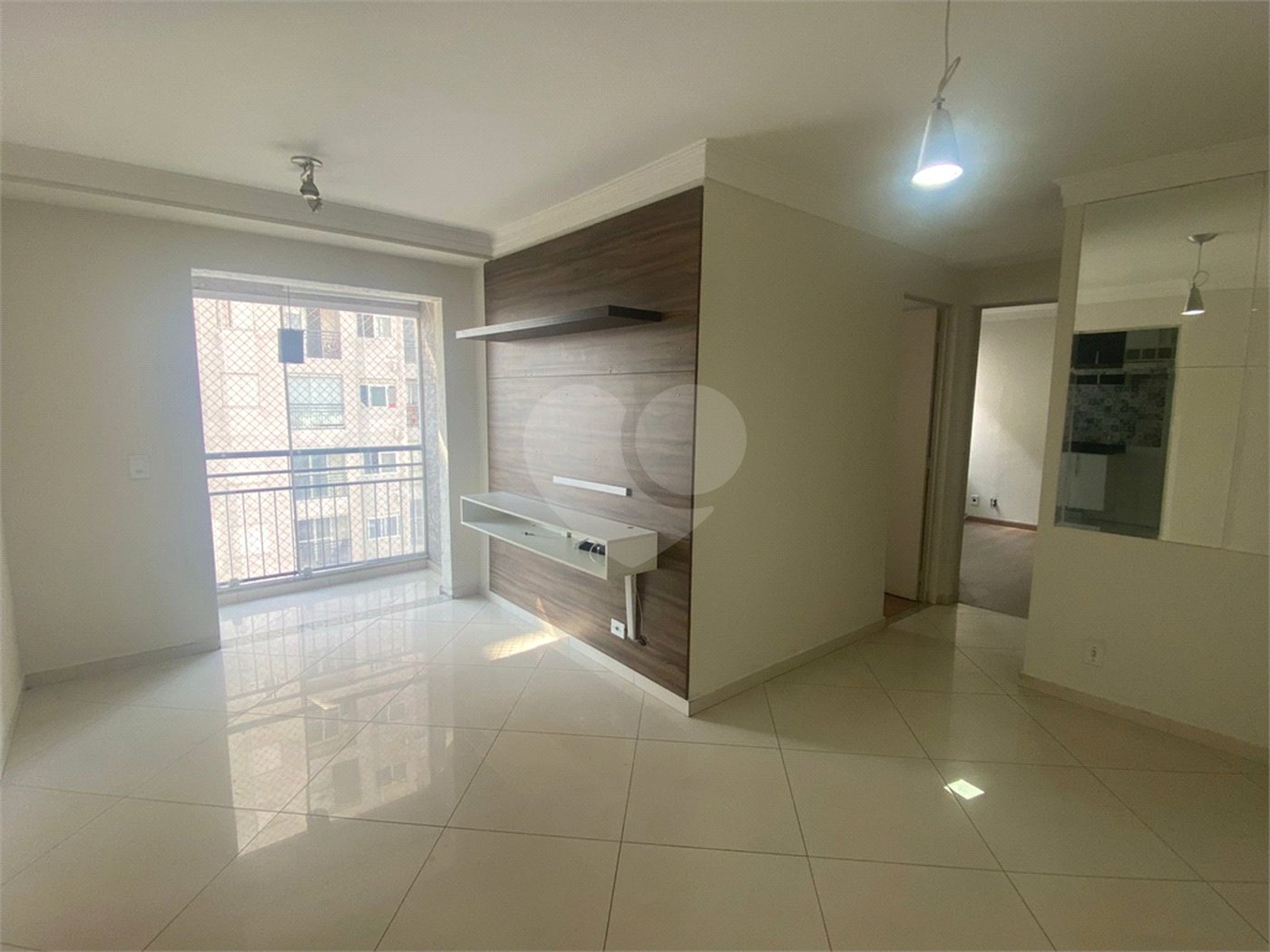 Apartamento à venda com 2 quartos, sendo 1 suíte, em Parque Maria Domitila, São Paulo, SP
