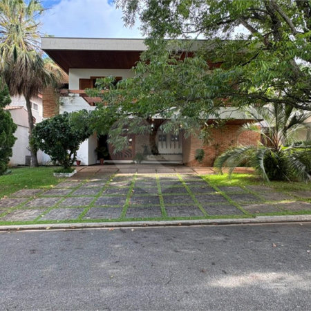 Casa à venda com 5 quartos, sendo 2 suítes,  no condomínio Village D'avignon, Sorocaba - SP