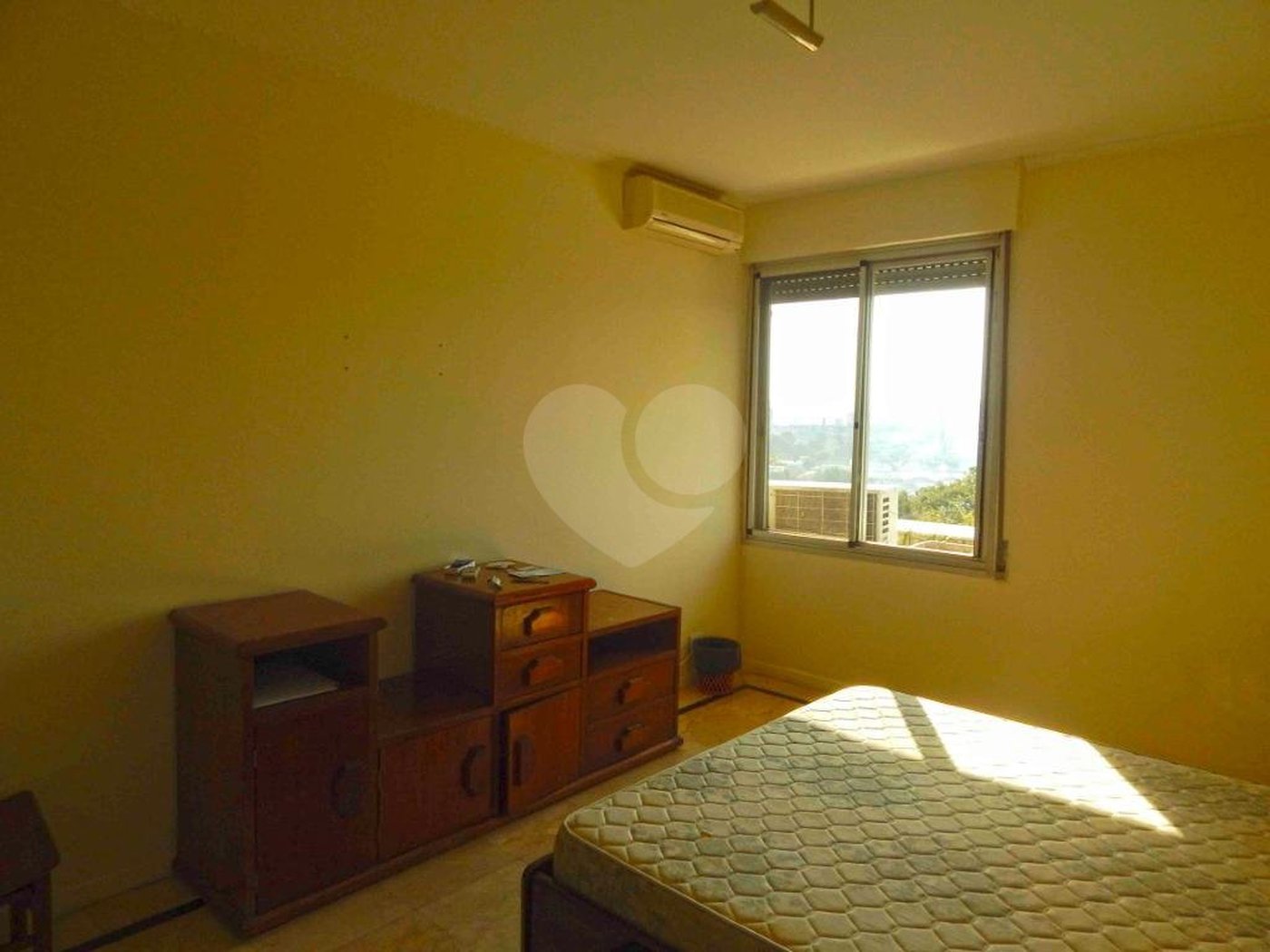Apartamento à venda com 4 suítes em Jardim Marajoara, São Paulo, SP