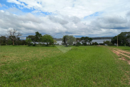 Loteamento Residencial no Condomínio Vila Pinhal do Broa
