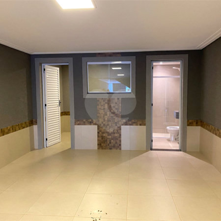 Casa à venda com 3 suítes em Vila Comercial, São Paulo, SP