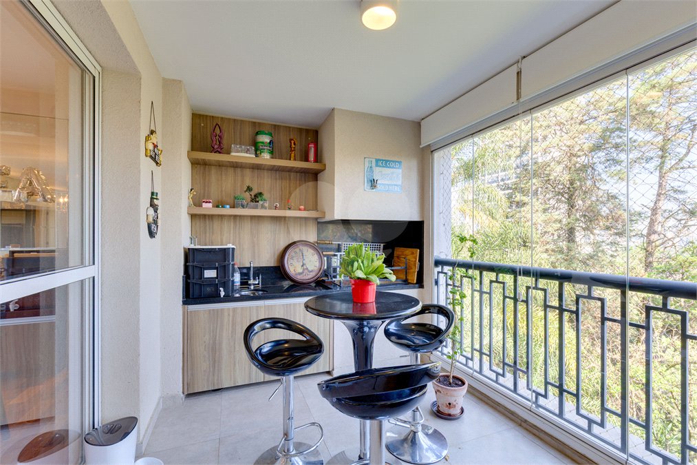Apartamento para alugar com 3 quartos, sendo 1 suíte, em Alto da Boa Vista, São Paulo, SP