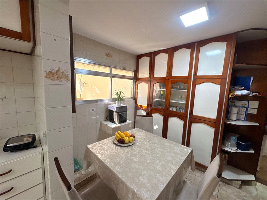 Sobrado à venda com 4 quartos, sendo 3 suítes,  em Jardim São Bento, São Paulo, SP