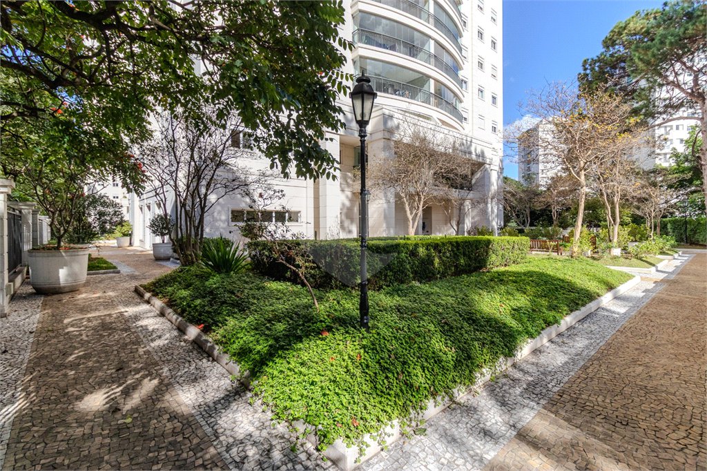 Apartamento à venda com 4 quartos, sendo 2 suítes, em Jardim Marajoara, São Paulo, SP