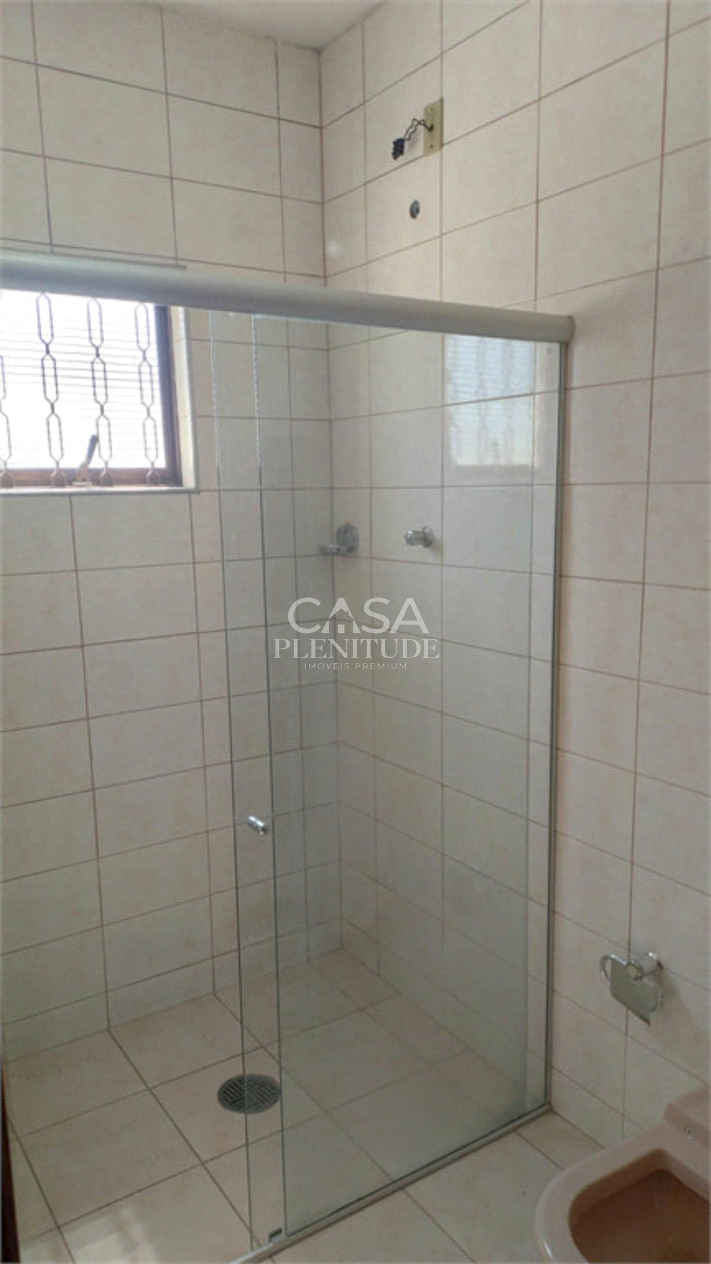Casa à venda com 4 quartos, sendo 1 suíte, em Jardim Itanguá, Sorocaba, SP