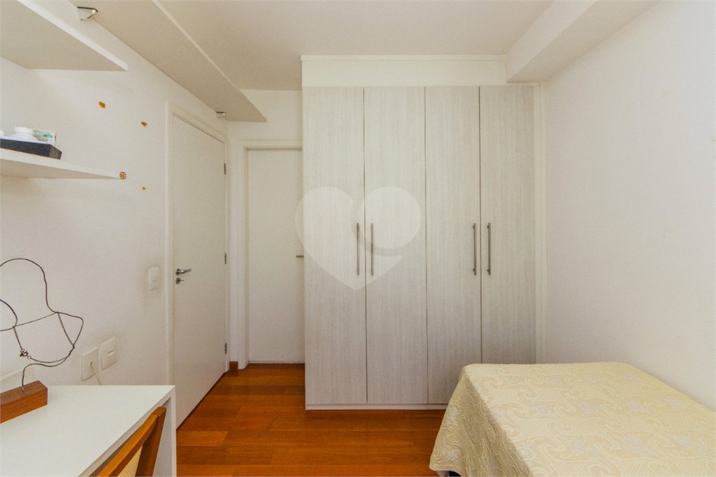 Apartamento à venda com 3 quartos, sendo 2 suítes,  em Tatuapé, São Paulo, SP