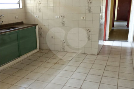 Casa à venda com 3 quartos, sendo 2 suítes, em Jardim Maria Duarte, São Paulo, SP