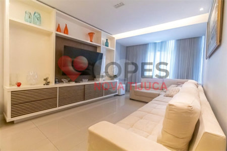 Apartamento à venda com 3 quartos, sendo 1 suíte, em Copacabana, Rio de Janeiro, RJ