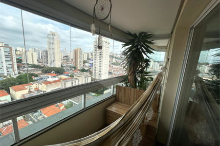 Apartamento à venda com 2 quartos, sendo 1 suíte,  em Vila Romana, São Paulo, SP