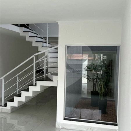 Casa à venda com 3 quartos, sendo 1 suíte,  em Vila Canero, São Paulo, SP
