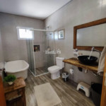Casa à venda com 6 suítes no condomínio Portal Ouro Verde, Atibaia - SP
