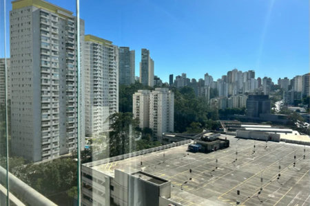 Apartamento à venda com 2 quartos, sendo 1 suíte,  em Vila Andrade, São Paulo, SP