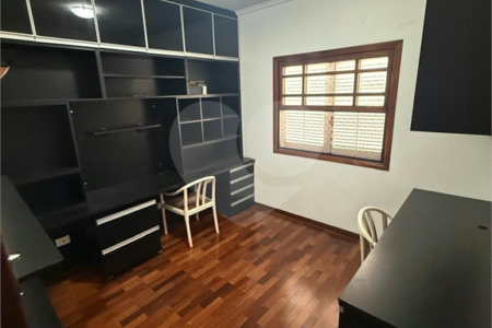 Casa à venda com 4 quartos, sendo 2 suítes,  no condomínio Arujá 5, Arujá - SP