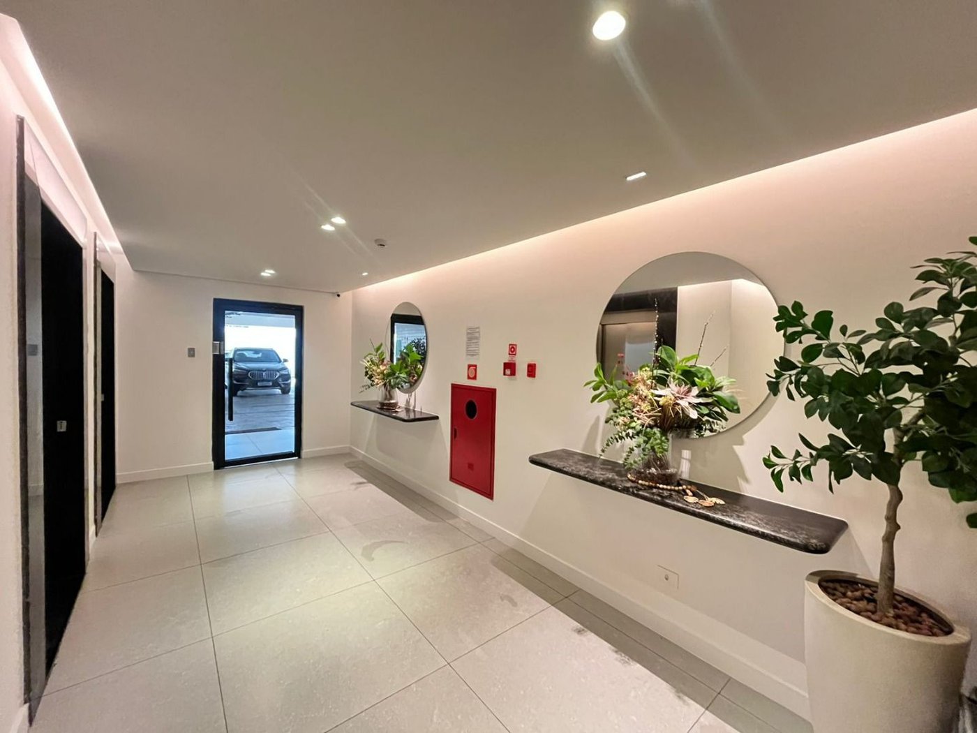 Apartamento com 2 dormitórios à venda, 65 m² por R$ 820.000,00 - Ponta da Praia - Santos/SP