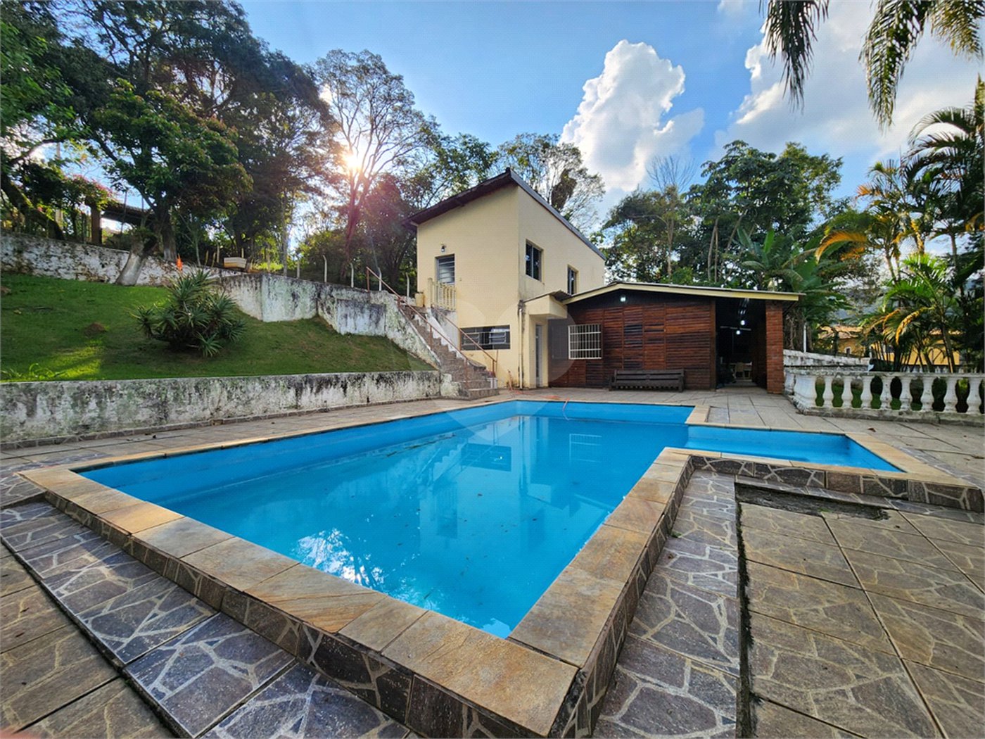 Chácara à venda com 4 quartos em Mato Dentro, Mairiporã, SP
