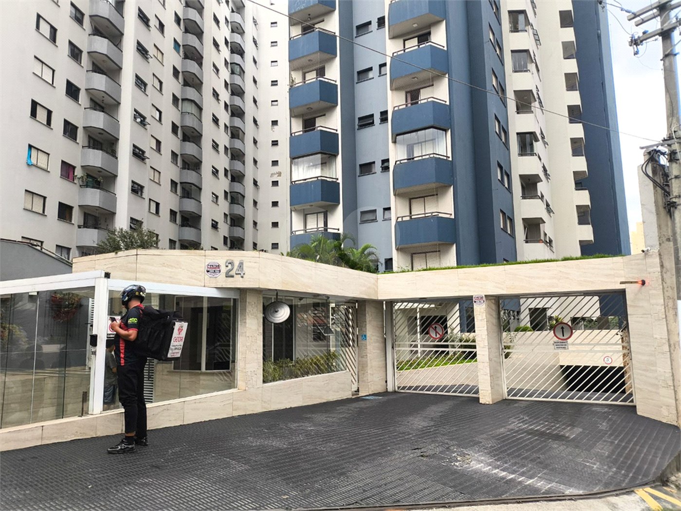 Apartamento à venda com 3 quartos, sendo 1 suíte, em Vila Rosália, Guarulhos, SP