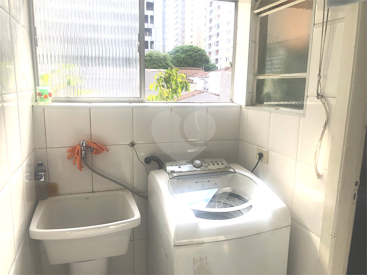 Apartamento à venda com 3 quartos, sendo 1 suíte, em Jardim América, São Paulo, SP