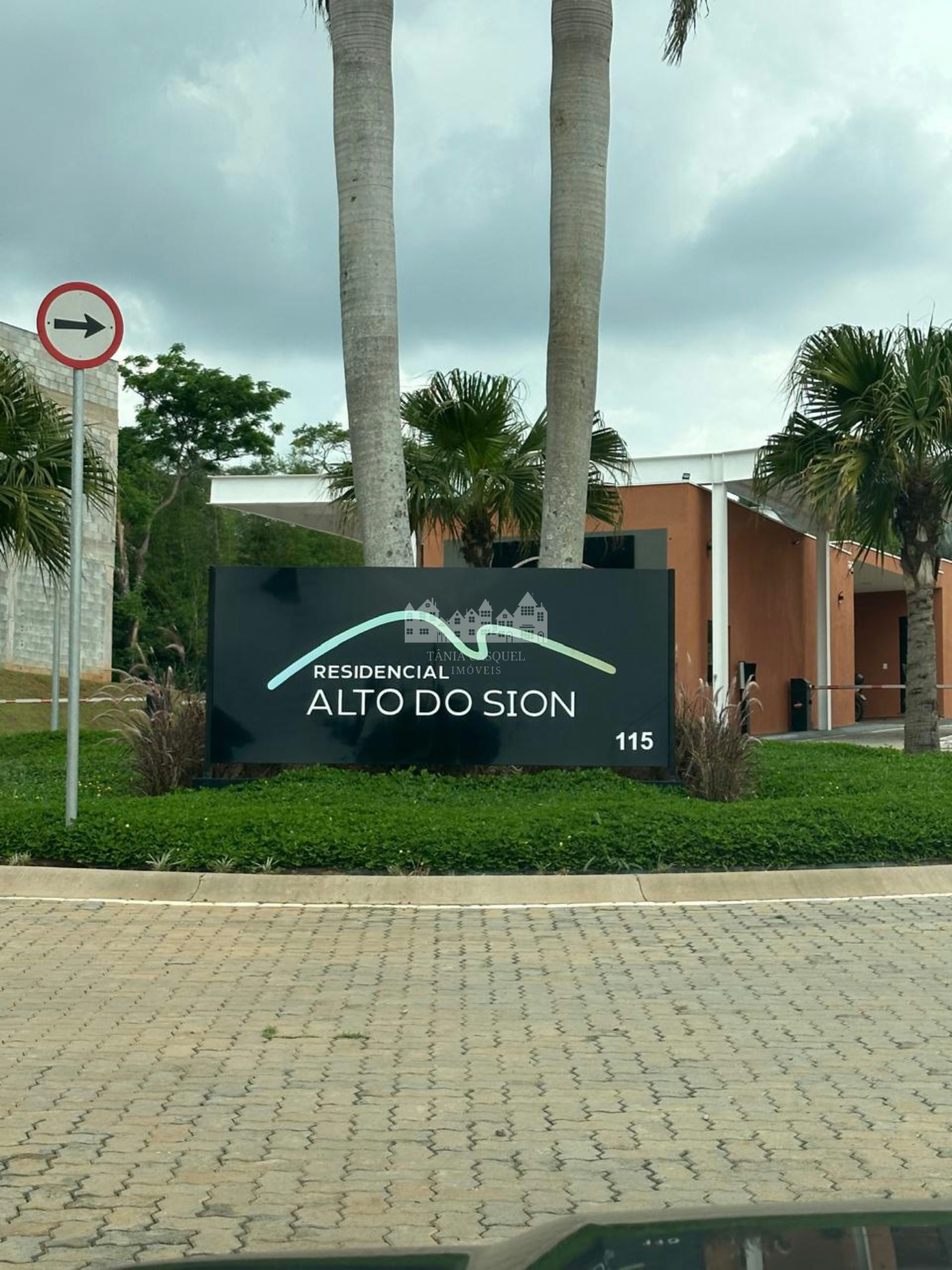 Terreno à venda no Condomínio Alto do Sion, Atibaia - SP