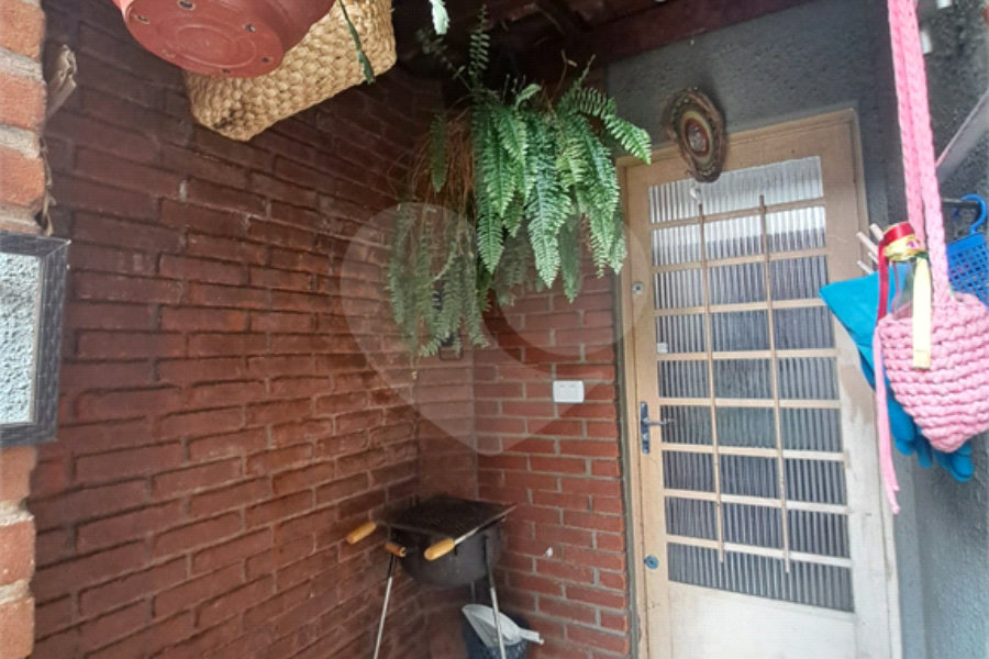 Sobrado à venda com 3 quartos em Vila Sabrina, São Paulo, SP