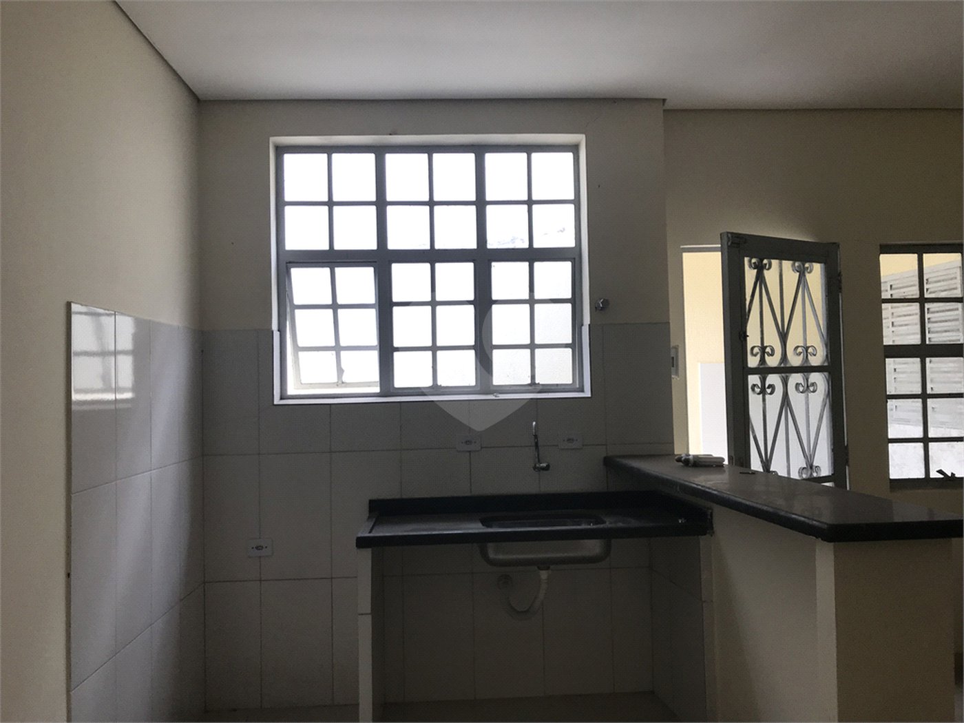 Casa à venda com 4 quartos, sendo 1 suíte, em Santana, São Paulo, SP