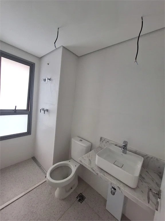Apartamento à venda com 3 suítes em Sumarezinho, São Paulo, SP