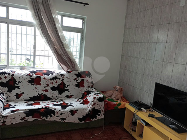 Sobrado à venda com 2 quartos em Horto, São Paulo, SP