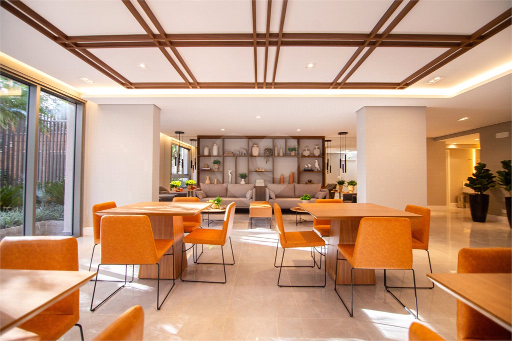 Apartamento à venda com 3 suítes em Vila Mariana, São Paulo, SP