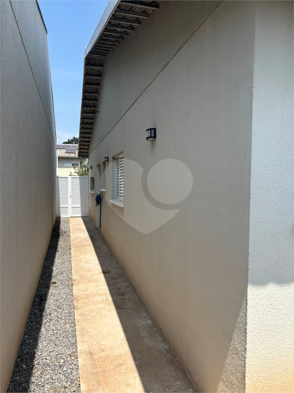 Casa à venda com 2 quartos, sendo 1 suíte, no condomínio Residencial Bela Vida- Bom Jesus dos Perdões, Bom Jesus dos Perdões - SP