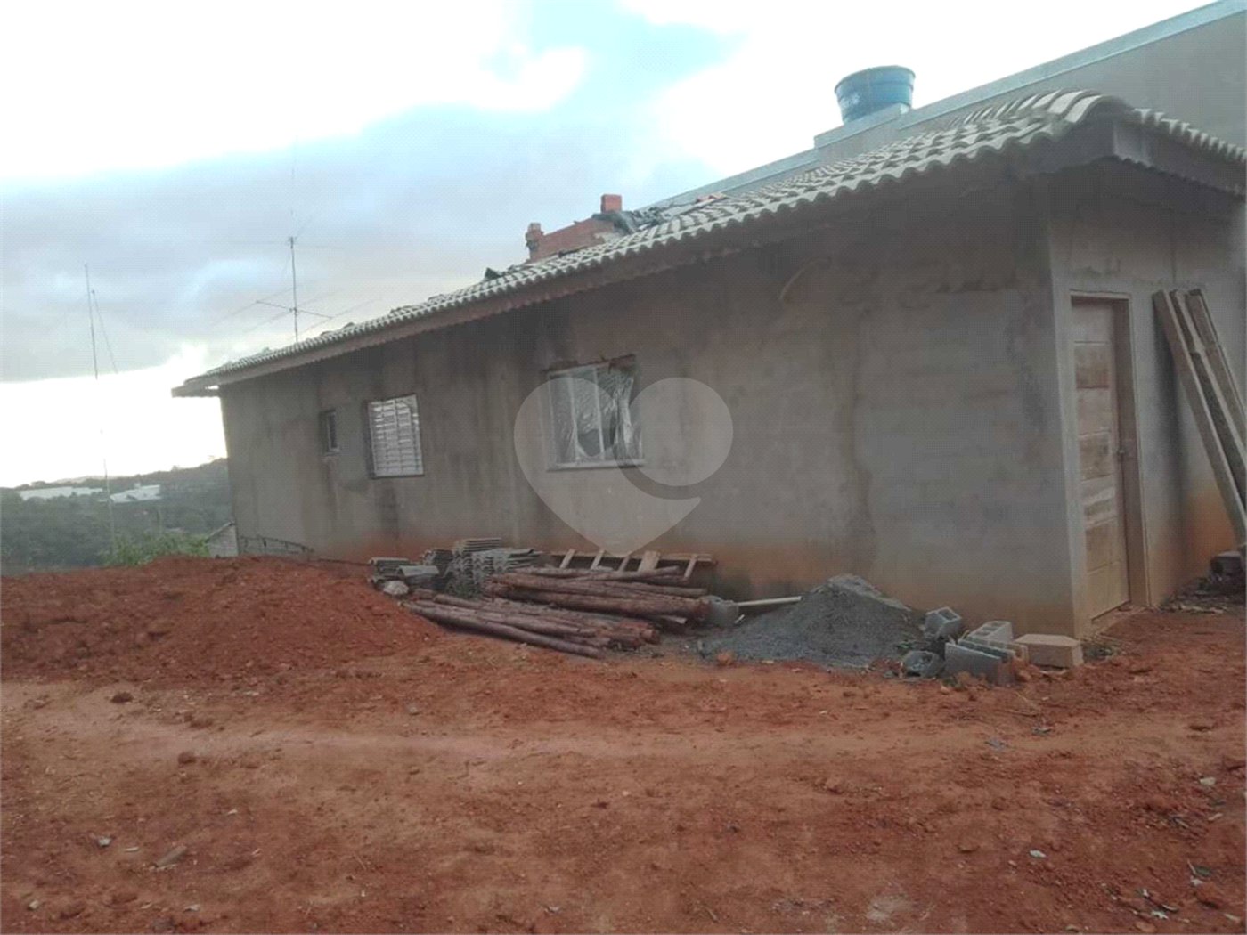 Casa à venda com 2 quartos, sendo 1 suíte, em Canjica (terra Preta), Mairiporã, SP