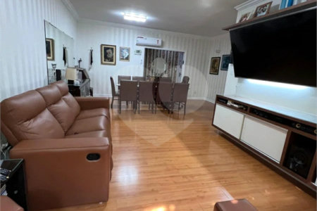 Apartamento à venda com 3 quartos, sendo 1 suíte, em Santa Cecília, São Paulo, SP