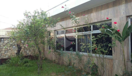 Casa Térrea à venda ou para alugar com 3 quartos, sendo 1 suíte,  em Vila Galvão, Guarulhos, SP