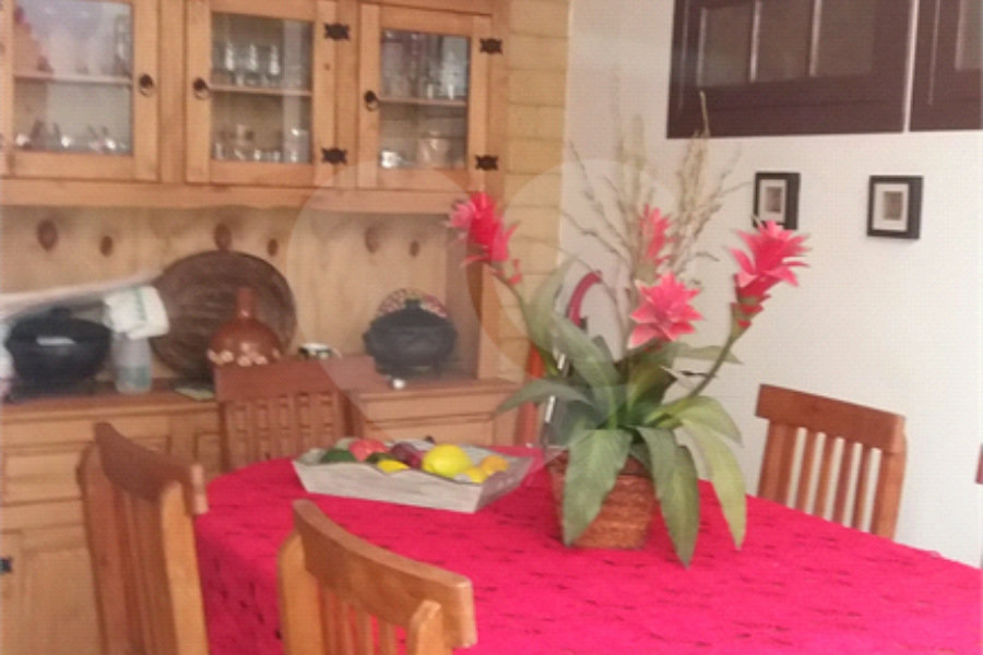 Sobrado à venda com 3 quartos, sendo 1 suíte, em Tremembé, São Paulo, SP