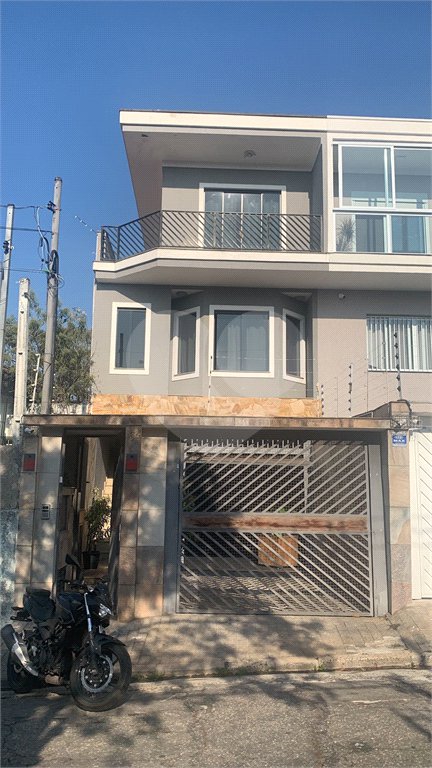Sobrado à venda com 3 suítes em Vila Constança, São Paulo, SP