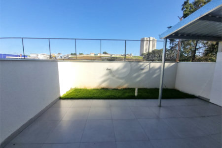 Casa à venda com 3 quartos, sendo 1 suíte, no condomínio Residencial Américo Figueiredo, Sorocaba - SP