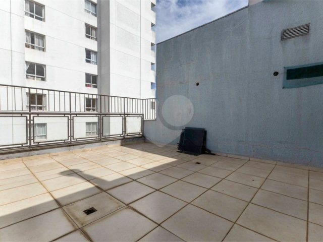 Cobertura à venda com 3 quartos, sendo 1 suíte,  em Saúde, São Paulo, SP
