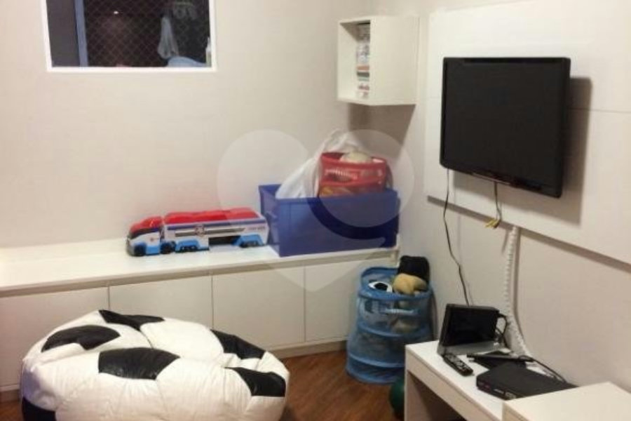 Apartamento à venda com 4 quartos, sendo 2 suítes, em Jardim América, São Paulo, SP