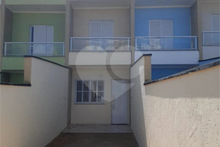 Sobrado à venda com 2 suítes em Jardim Nely, Indaiatuba, SP