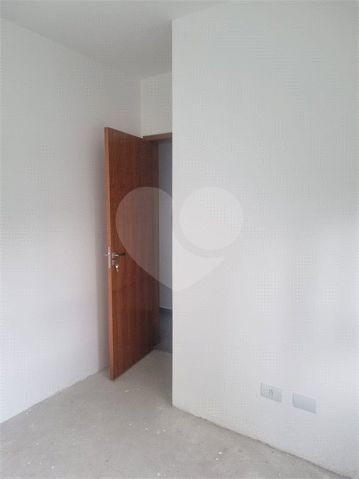 Sobrado à venda com 3 quartos, sendo 1 suíte, em Vila São Paulo, São Paulo, SP