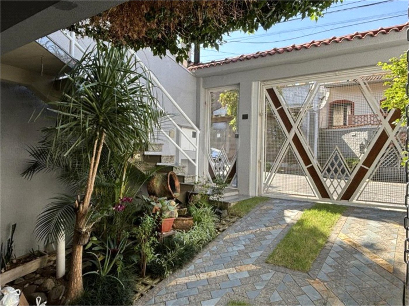 Sobrado à venda com 4 quartos, sendo 1 suíte, em Vila Floresta, Santo André, SP